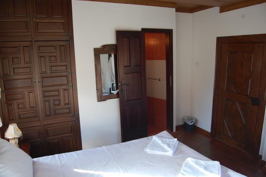 Kazasovata Guest House Tryavna Phòng bức ảnh