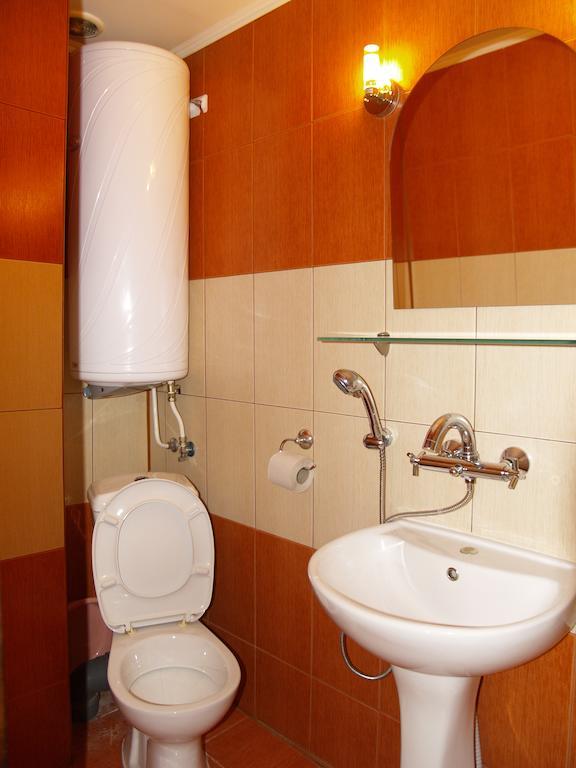 Kazasovata Guest House Tryavna Phòng bức ảnh