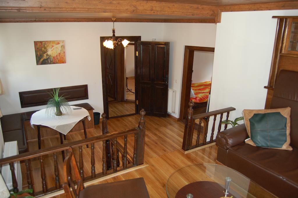 Kazasovata Guest House Tryavna Phòng bức ảnh