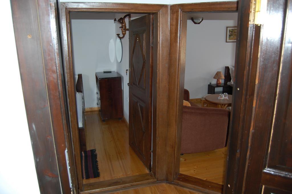 Kazasovata Guest House Tryavna Phòng bức ảnh