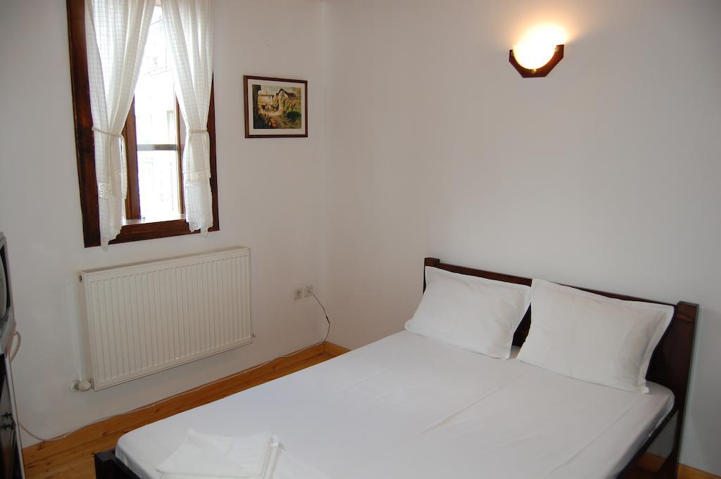 Kazasovata Guest House Tryavna Ngoại thất bức ảnh